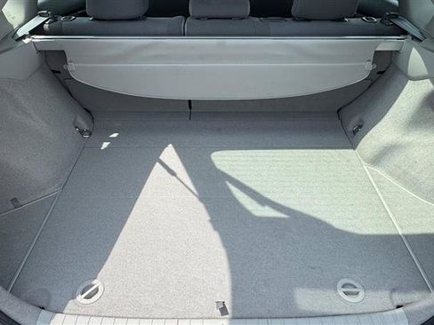 Used 2011 Toyota Prius Three w/ Solar Roof Pkg FWD image 39