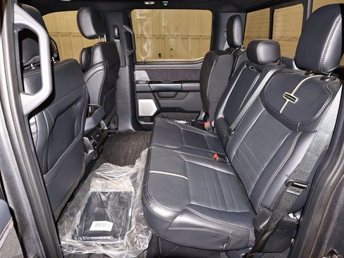 Certified 2024 Ford F350 Platinum image 16