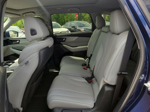 Used 2024 Acura MDX SH-AWD w/ Technology Package image 28