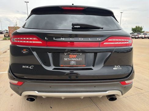 Used 2016 Lincoln MKC Select w/ Select Plus Package FWD image 4