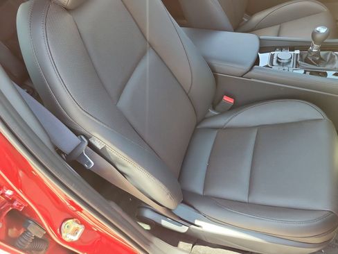 New 2026 MAZDA MAZDA3 2.5 S Hatchback w/ Premium Pkg FWD image 18