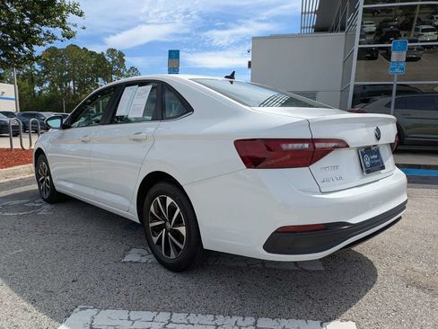 Certified 2022 Volkswagen Jetta S FWD image 4