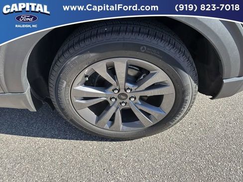 New 2024 Ford Explorer XLT w/ Equipment Group 202A RWD image 13