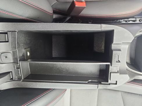 Used 2023 Chevrolet Equinox RS FWD image 25