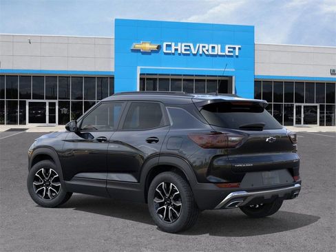 New 2026 Chevrolet TrailBlazer ACTIV w/ Convenience Package image 3