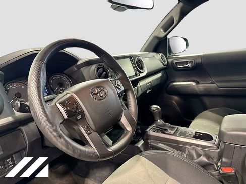 Used 2023 Toyota Tacoma TRD Sport AWD/4WD image 8