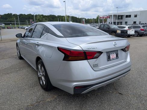 Used 2020 Nissan Altima 2.5 S FWD image 9