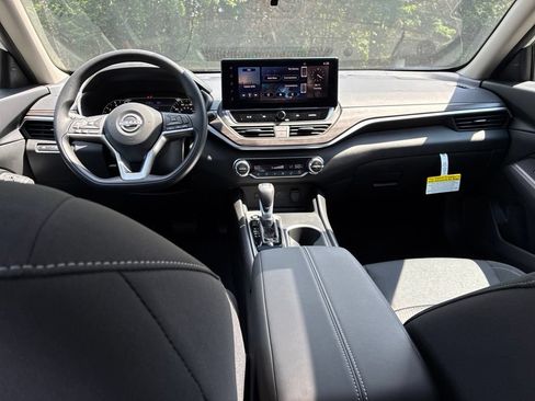 New 2026 Nissan Altima 2.5 SV w/ SV Special Edition Package AWD/4WD image 27
