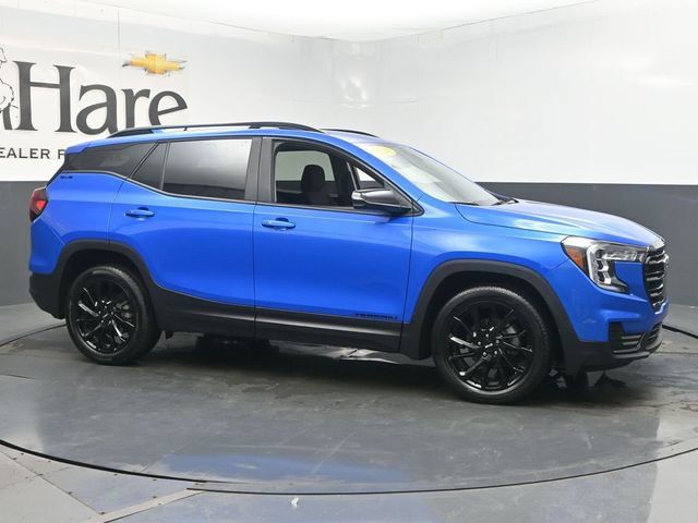 Used 2024 GMC Terrain SLE w/ Driver Convenience Package FWD image 54