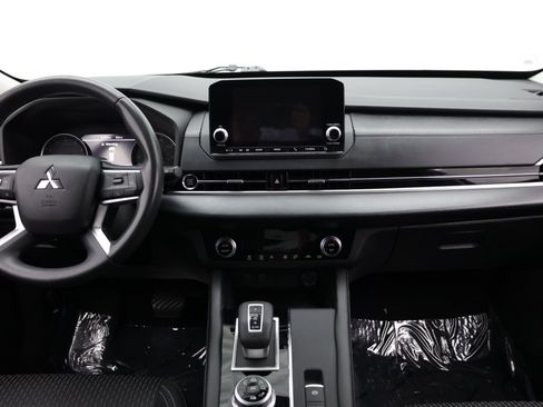 Used 2022 Mitsubishi Outlander ES AWD/4WD image 28