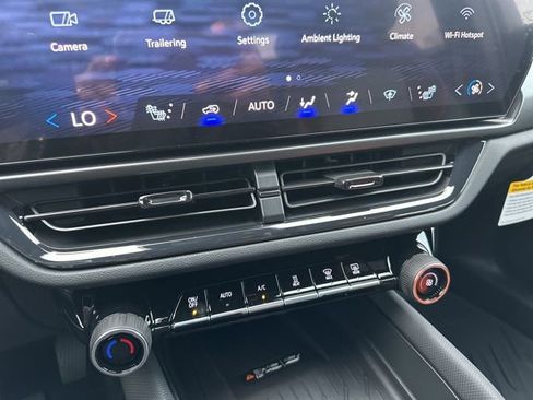 New 2026 Chevrolet Equinox EV RS image 26