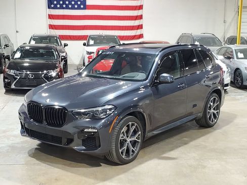 Used 2021 BMW X5 M50i w/ Dynamic Handling Package AWD/4WD image 43