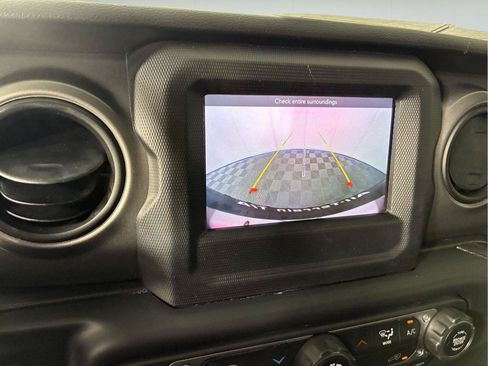 Used 2023 Jeep Wrangler Unlimited Sport AWD/4WD image 10