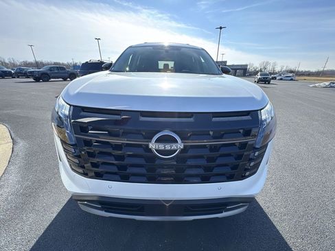 New 2026 Nissan Pathfinder SL image 28