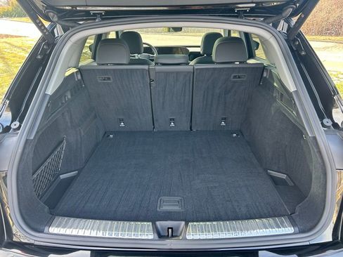 Certified 2025 Audi Q5 2.0T Premium w/ Convenience Package image 25