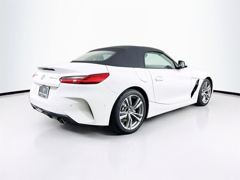 Used 2025 BMW Z4 sDrive30i image 7