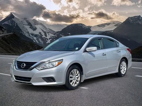 Used 2018 Nissan Altima 2.5 S w/ S Convenience Package FWD image 1