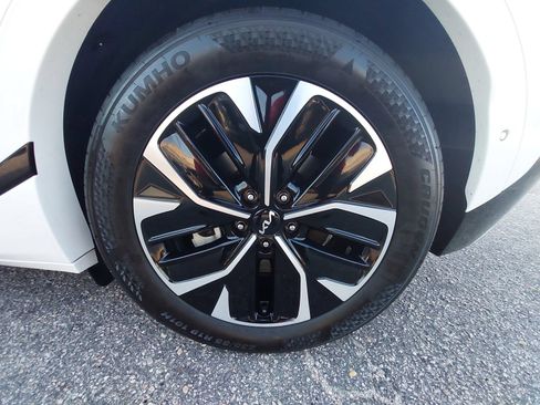 Used 2023 Kia EV6 GT-Line w/ GT-Line Suede Seat Package RWD image 36