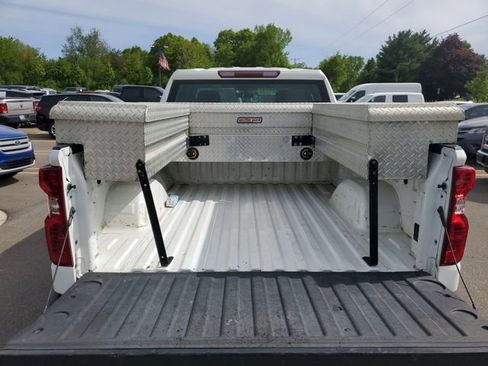 Used 2019 Chevrolet Silverado 1500 W/T w/ WT Fleet Convenience Package AWD/4WD image 9