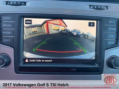 Used 2017 Volkswagen Golf S image 16