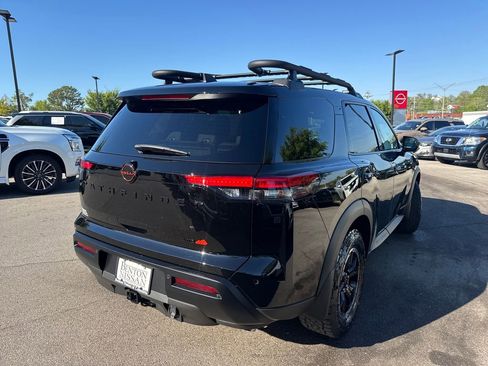 New 2026 Nissan Pathfinder Rock Creek AWD/4WD image 8