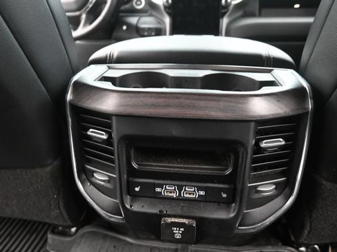 Used 2025 RAM 2500 Laramie AWD/4WD image 12