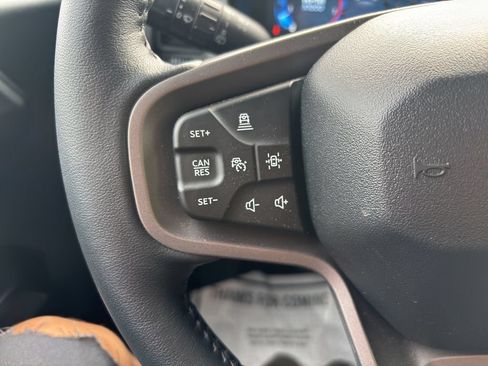 New 2025 Ford Bronco Badlands AWD/4WD image 26
