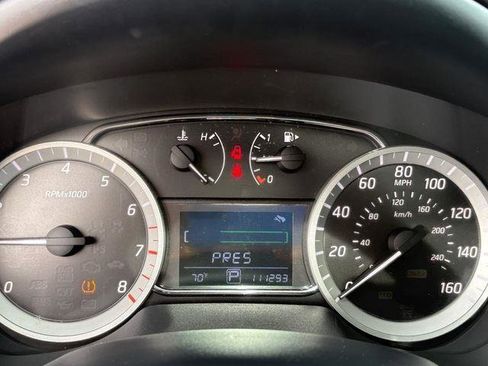 Used 2014 Nissan Sentra SR w/ Premium Package image 20