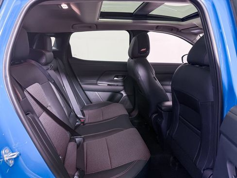 Certified 2025 Nissan Kicks SR w/ SR Premium Package AWD/4WD image 40