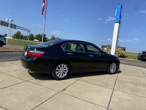 Used 2015 Honda Accord EX-L image 12