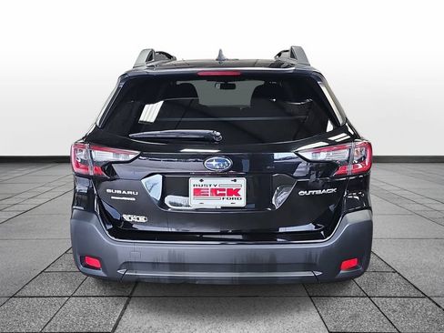 Used 2023 Subaru Outback Premium AWD/4WD image 6