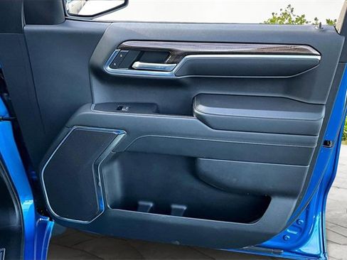 Used 2024 Chevrolet Silverado 1500 RST image 22