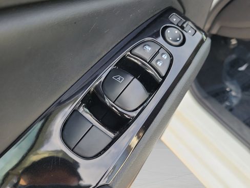 Certified 2024 Nissan Altima 2.5 SR image 34