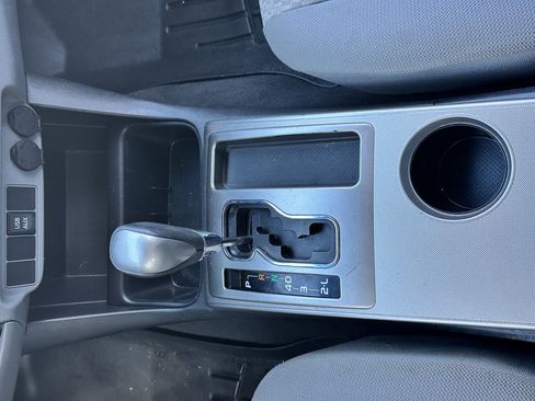 Used 2015 Toyota Tacoma w/ SR5 Package image 33