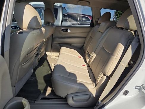 Used 2013 Nissan Pathfinder SL w/ SL Premium Pkg FWD image 8