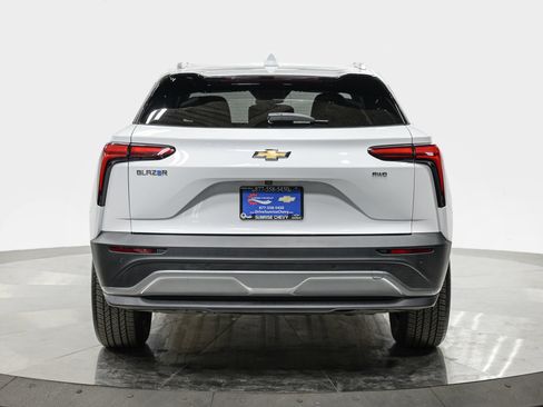 Used 2024 Chevrolet Blazer EV LT AWD/4WD image 5