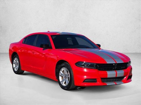 Used 2023 Dodge Charger SXT image 3