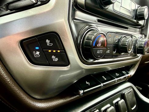 Used 2017 Chevrolet Silverado 1500 LTZ w/ LTZ Plus Package RWD image 28