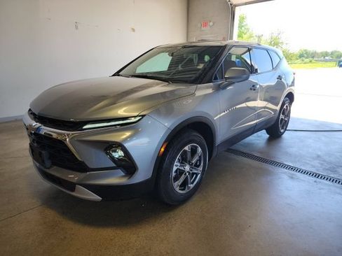 Certified 2025 Chevrolet Blazer LT FWD image 7