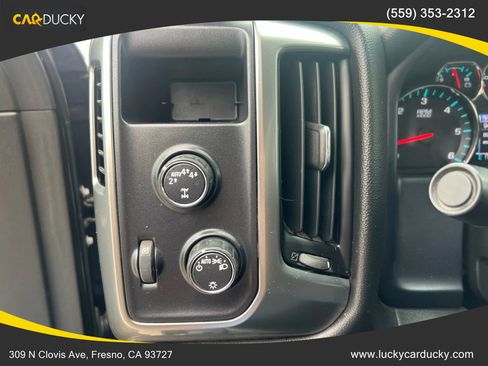 Used 2017 Chevrolet Silverado 1500 LT w/ Trailering Package image 19