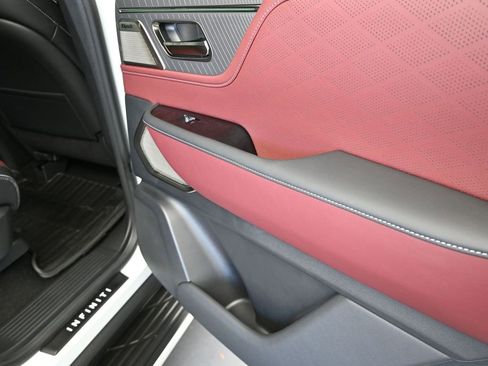 New 2026 INFINITI QX80 Autograph image 22