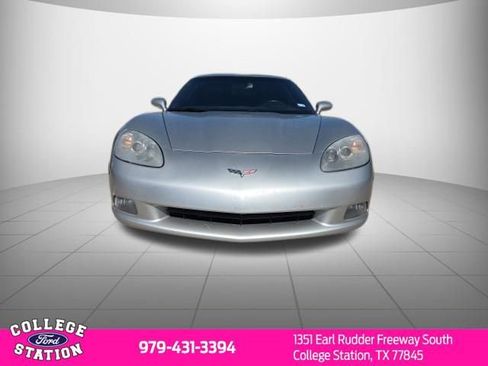 Used 2008 Chevrolet Corvette Coupe image 2