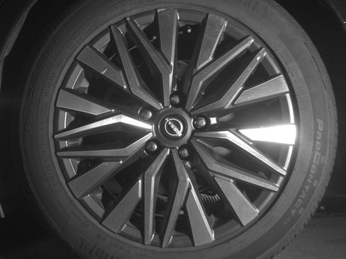 Used 2025 Nissan Altima 2.5 SV image 14