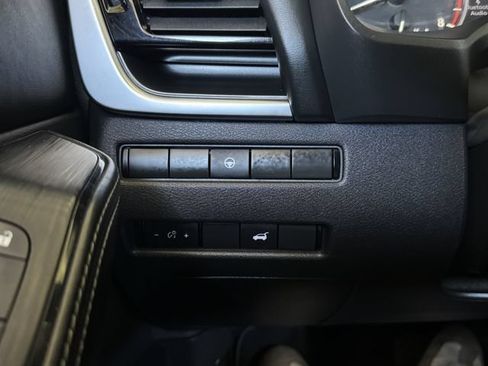 Used 2021 Nissan Rogue SV w/ Premium Package AWD/4WD image 29