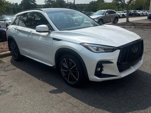 Certified 2024 INFINITI QX50 Sport FWD image 3