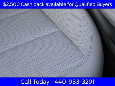 New 2025 Ford Explorer Platinum w/ LUX Leather Package image 17