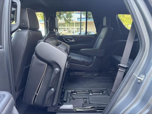 Used 2021 Chevrolet Tahoe Premier AWD/4WD image 23
