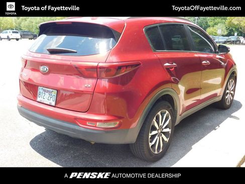 Used 2018 Kia Sportage EX FWD image 4