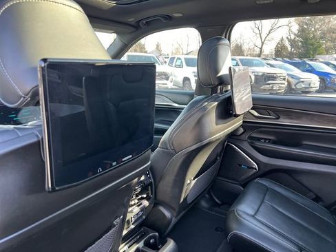 Used 2023 Jeep Grand Cherokee L Overland w/ Rear Seat Video Group I AWD/4WD image 30