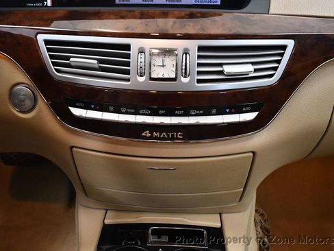 Used 2008 Mercedes-Benz S 550 4MATIC image 25